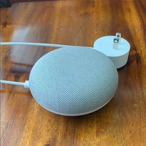 Google Home Mini